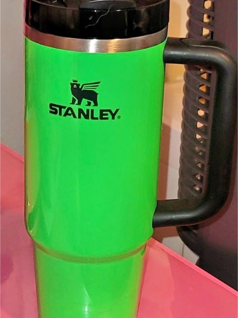 Stanley Quencher H2.0 FlowState Tumbler 30 oz Green